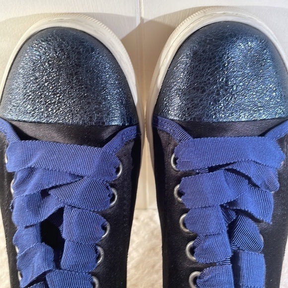 🤩HP🤩 Lanvin Paris Crackled Leather Toe Cap Satin Sided Black Navy Blue Sneaker - Picture 3 of 17